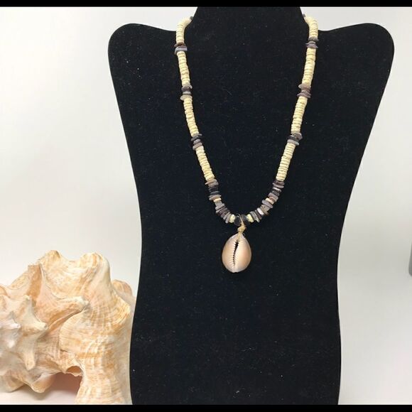NWOT Puka and shell necklace, with brown stones. - Picture 1 of 5